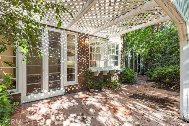 Drew Fenton | 12386 Ridge Circle Los Angeles CA | MLS: 7461682