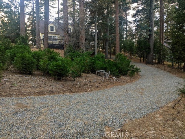 520 Millburn Road, Lake Arrowhead CA: https://media.crmls.org/medias/092fd471-d083-430d-b906-e3683b6df3a3.jpg