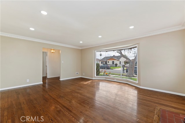 Detail Gallery Image 6 of 36 For 2915 W 95th, Inglewood,  CA 90305 - 3 Beds | 2 Baths