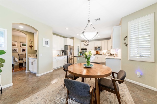 17 Ponte Brava, Lake Elsinore CA: https://media.crmls.org/medias/09319864-1598-4a2c-b85c-5a3e314e2230.jpg
