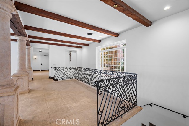 Detail Gallery Image 14 of 74 For 1316 Beverly Grove Pl, Beverly Hills,  CA 90210 - 5 Beds | 7/2 Baths