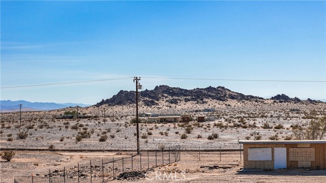 Detail Gallery Image 3 of 36 For 3437 Blower Rd, Twentynine Palms,  CA 92277 - 1 Beds | 0 Baths