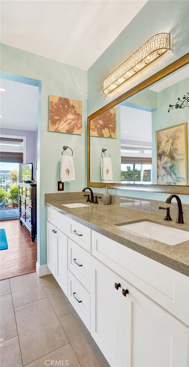 24965 Seagate, Dana Point CA: https://media.crmls.org/medias/09347c99-e572-45f0-a6d6-7508ed2d6b3f.jpg