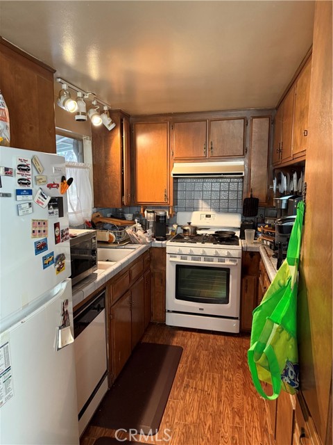 Detail Gallery Image 22 of 25 For 31776 Panorama Rd, Running Springs,  CA 92382 - 4 Beds | 2 Baths