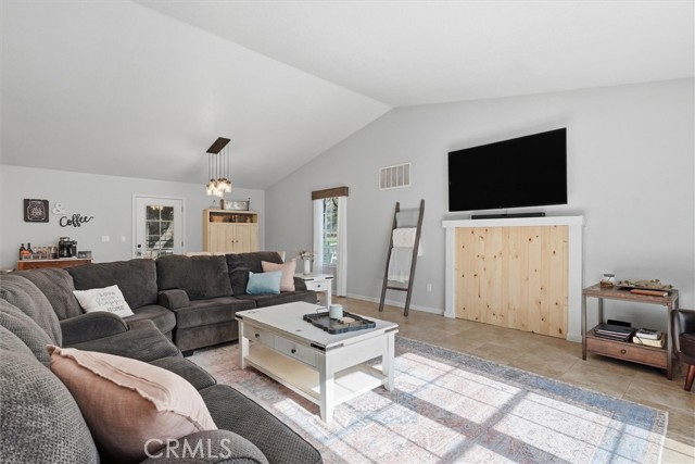 Detail Gallery Image 8 of 38 For 31562 Sioux, Coarsegold,  CA 93614 - 3 Beds | 2 Baths