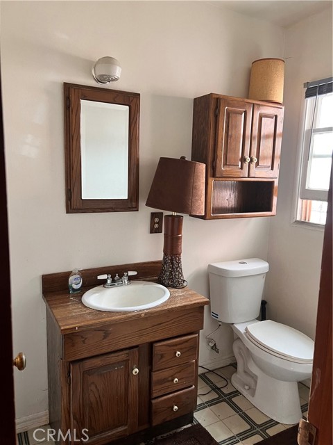 Detail Gallery Image 17 of 31 For 1423 S Poinsettia Ave, Compton,  CA 90221 - 2 Beds | 1/1 Baths