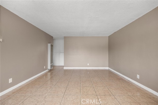 1163 W 3rd Street, Pomona CA: https://media.crmls.org/medias/09371594-0315-4f7a-a5d1-3bd494e39f92.jpg