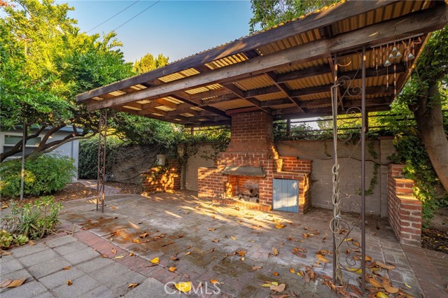 644 W 10th Street, Claremont CA: https://media.crmls.org/medias/0937ca38-9c35-4d1f-a9f0-cc4331e95822.jpg