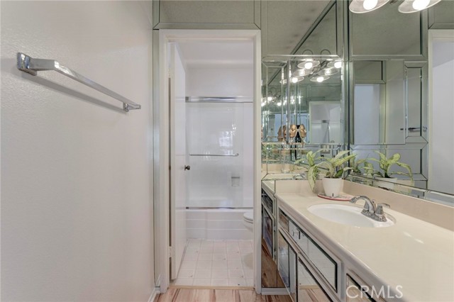 Detail Gallery Image 36 of 46 For 849 E Victoria Street #102,  Carson,  CA 90746 - 2 Beds | 2/1 Baths