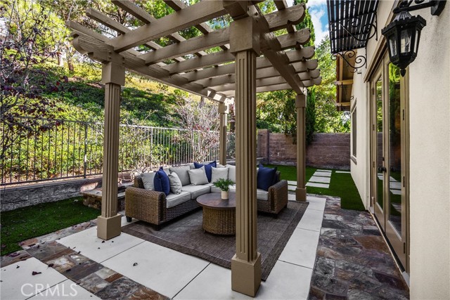 Detail Gallery Image 68 of 75 For 34 Tall Hedge, Irvine,  CA 92603 - 4 Beds | 4/1 Baths