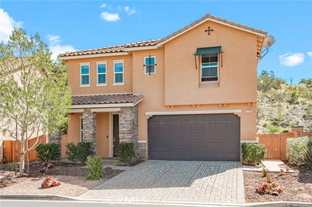 Detail Gallery Image 3 of 48 For 1735 Avenida Regina, San Marcos,  CA 92069 - 4 Beds | 3 Baths