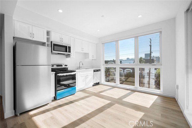 Detail Gallery Image 9 of 19 For 10657 Moorpark St #401,  North Hollywood,  CA 91602 - 1 Beds | 1 Baths