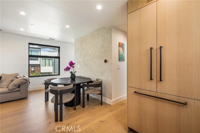 Detail Gallery Image 12 of 64 For 521 1/2 Iris Ave, Corona Del Mar,  CA 92625 - 2 Beds | 2/1 Baths