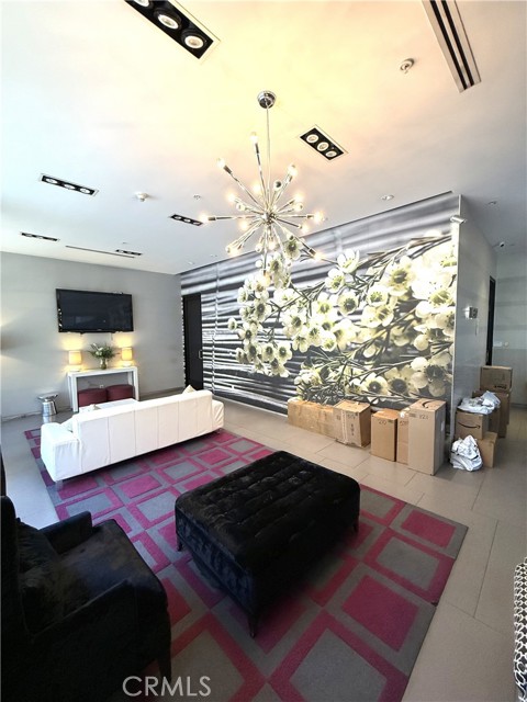 1234 Wilshire Blvd, Los Angeles CA: https://media.crmls.org/medias/093c44ad-a2d0-41f9-afb1-8ffdcad1f4f6.jpg