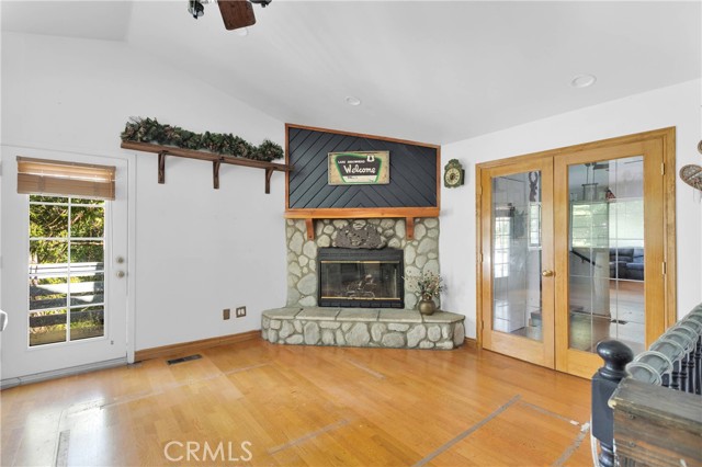 Image 18 of 67 For 810 Oakmont Lane