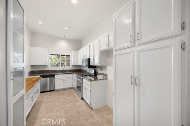 Image 13 of 45 For 3690 Bear St #1