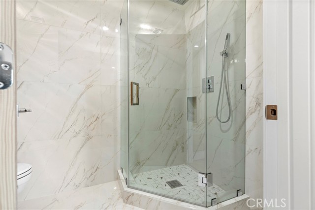 Detail Gallery Image 47 of 66 For 981 Glen Oaks, Pasadena,  CA 91105 - 3 Beds | 3 Baths