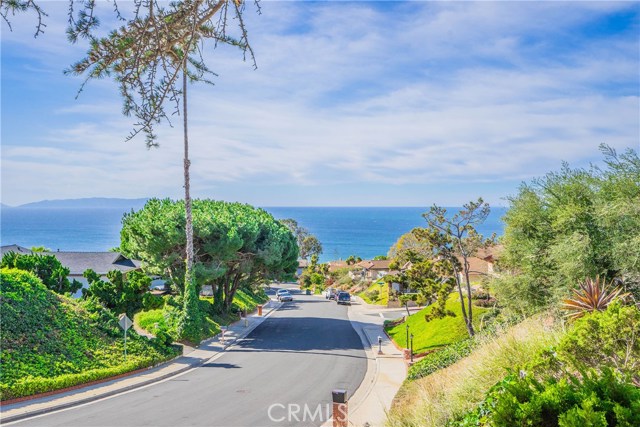 3527 Heroic Drive, Rancho Palos Verdes, California 90275, 3 Bedrooms Bedrooms, ,1 BathroomBathrooms,Residential,Sold,Heroic,SB22072820
