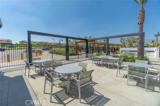 561 Yukon Rd, Rialto, CA 92377 photo 40