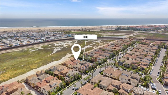 8356 Noelle Drive, Huntington Beach CA: https://media.crmls.org/medias/09413f1d-fb76-48fd-a0be-8a47f77c3919.jpg