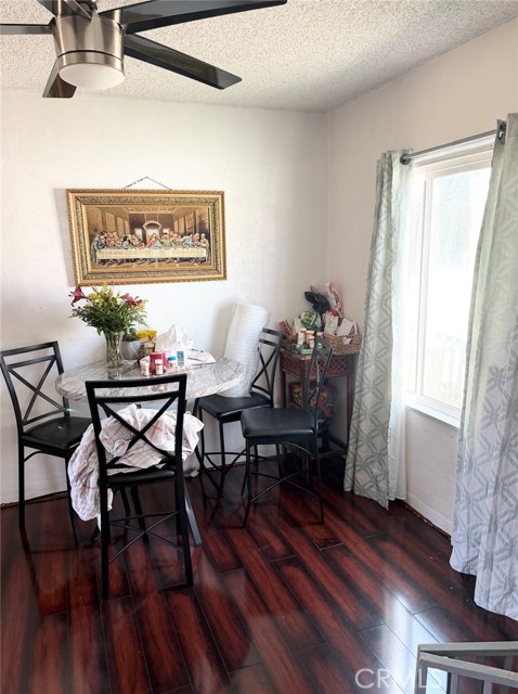 Detail Gallery Image 6 of 8 For 9293 Garfield, Riverside,  CA 92503 - 2 Beds | 1 Baths