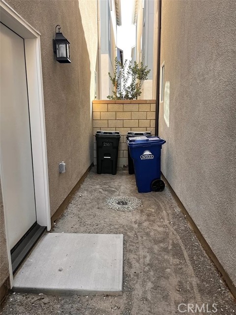 Detail Gallery Image 24 of 27 For 2557 E Lincoln Paseo, Ontario,  CA 91762 - 4 Beds | 4 Baths