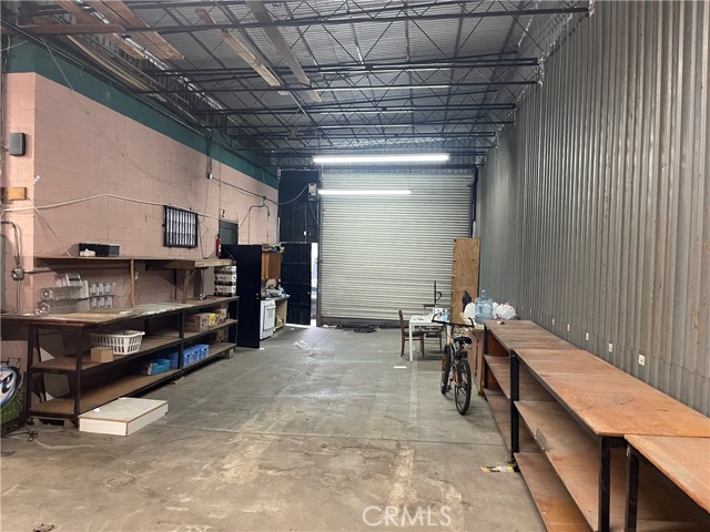 8273 S San Pedro, Los Angeles, California 90003, ,Commercial Sale,For Sale,8273 S San Pedro,CRSB23216146