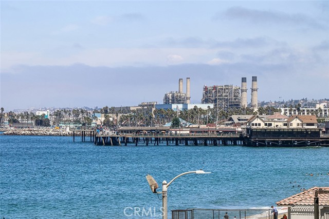 615 Esplanade, Redondo Beach, California 90277, 1 Bedroom Bedrooms, ,1 BathroomBathrooms,Residential,For Sale,Esplanade,SB25196667