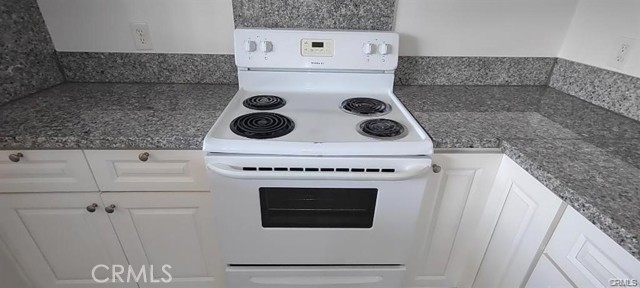 Detail Gallery Image 5 of 24 For 2759 Conejo Dr, San Bernardino,  CA 92404 - 2 Beds | 1 Baths