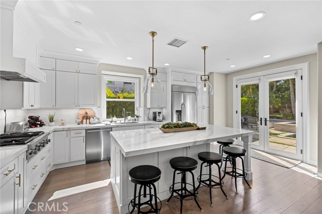 106 Plaza Via Sol, San Clemente CA: https://media.crmls.org/medias/09432a8b-7df5-4b15-8364-2dd39a2d862c.jpg