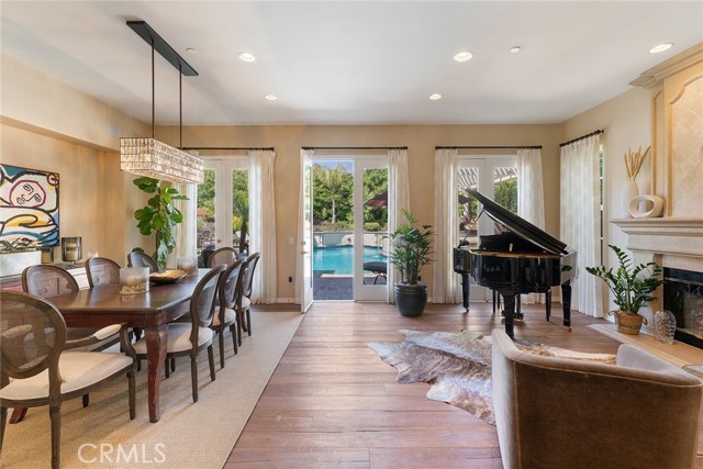 Detail Gallery Image 12 of 45 For 26938 Alsace Dr, Calabasas,  CA 91302 - 5 Beds | 5/1 Baths