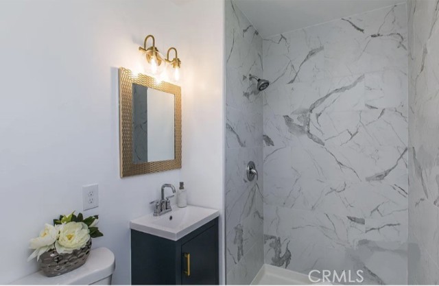 Detail Gallery Image 5 of 30 For 1172 E Rice Ranch Rd #101, 102,  Santa Maria,  CA 93455 - 7 Beds | 4 Baths