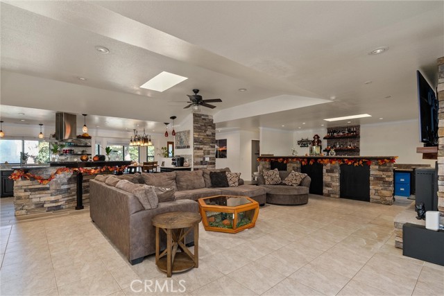 Detail Gallery Image 9 of 75 For 4227 Michelle Ct, Chico,  CA 95973 - 4 Beds | 2/1 Baths