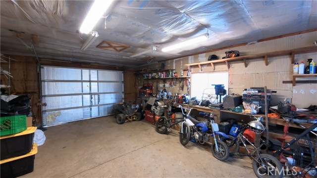 Detail Gallery Image 8 of 38 For 16463 33rd Ave, Clearlake,  CA 95422 - 3 Beds | 2 Baths