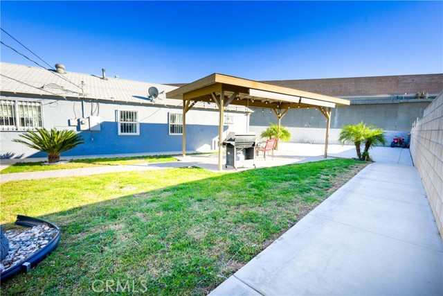 2312 Flores Street, San Bernardino CA: https://media.crmls.org/medias/0946d1a4-91e1-483b-be92-7515b1a7ef7c.jpg