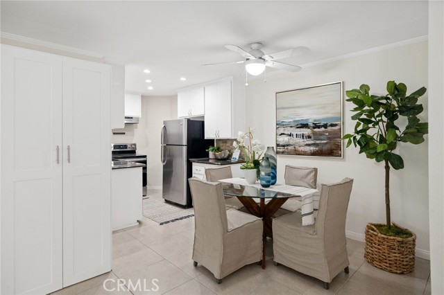 1108 Camino Real, Redondo Beach, California 90277, 2 Bedrooms Bedrooms, ,1 BathroomBathrooms,Residential,Sold,Camino Real,SB21221645