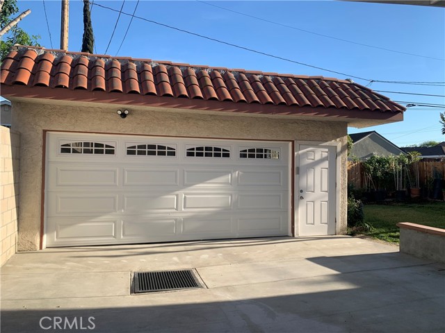 220 Laurel Avenue, Arcadia CA: https://media.crmls.org/medias/094700eb-640f-420f-aa02-724fa28fa544.jpg
