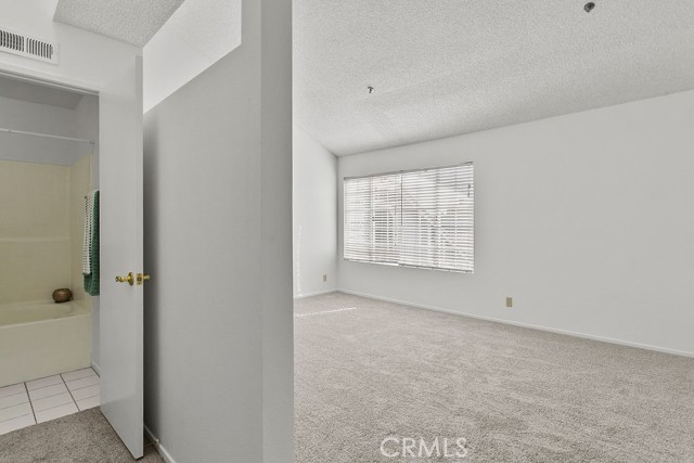 Detail Gallery Image 19 of 32 For 10371 Garden Grove Boulevard #20,  Garden Grove,  CA 92843 - 3 Beds | 3 Baths