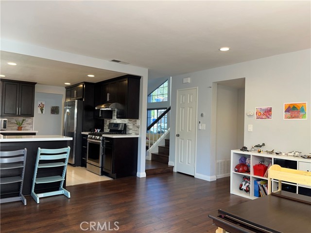 9288 Pipilo Street, San Diego CA: https://media.crmls.org/medias/0948395f-1f07-42cd-b7b8-6a31e269c6f3.jpg