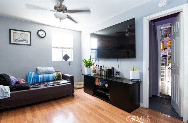 Detail Gallery Image 23 of 30 For 2121 E Shauer, Compton,  CA 90222 - 4 Beds | 2 Baths