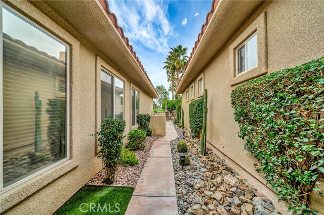 Detail Gallery Image 53 of 73 For 154 Kavenish Dr, Rancho Mirage,  CA 92270 - 3 Beds | 3 Baths