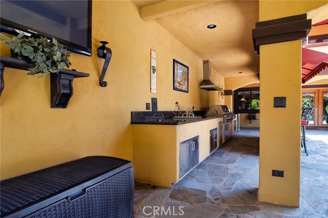 948 Peninsula Avenue, Claremont CA: https://media.crmls.org/medias/09498d9a-b88f-4fe9-8a1d-d2fc06a5999a.jpg