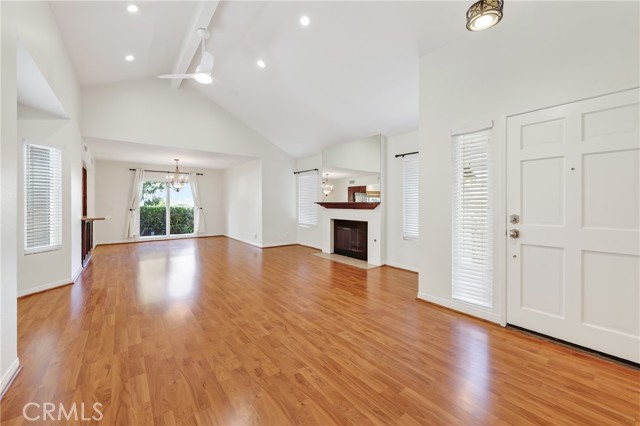 Front Image Thumbnail for CROC26053988