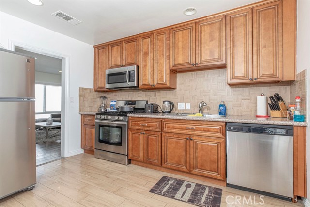 Detail Gallery Image 14 of 19 For 7630 Day St, Tujunga,  CA 91042 - 2 Beds | 1 Baths