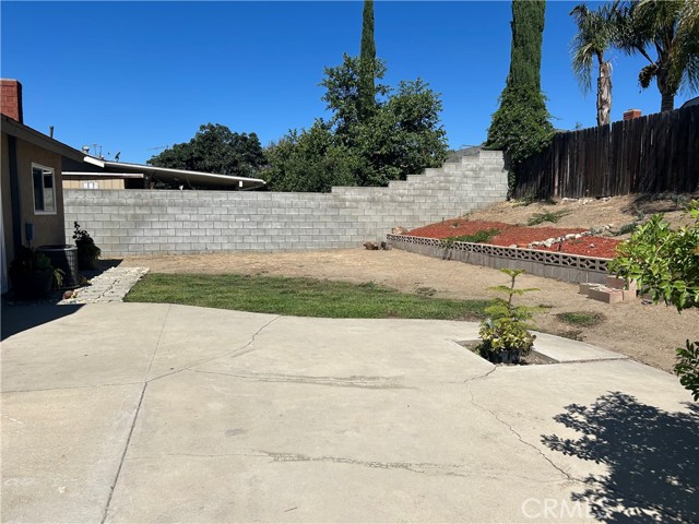 8376 Main Street, Rancho Cucamonga CA: https://media.crmls.org/medias/094b0264-c4fa-4330-b9c6-b9c32ee9a027.jpg