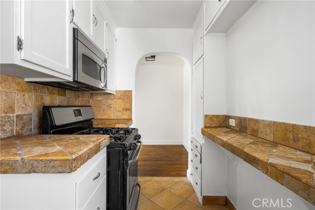 Detail Gallery Image 10 of 30 For 4851 Faculty, Long Beach,  CA 90808 - 6 Beds | 5 Baths