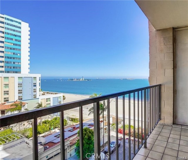 Detail Gallery Image 1 of 29 For 1750 E Ocean Bld #603,  Long Beach,  CA 90802 - 1 Beds | 1 Baths