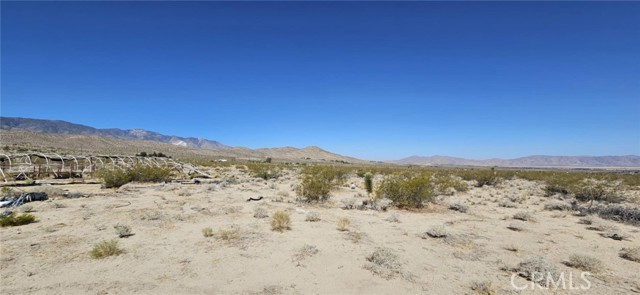 Detail Gallery Image 8 of 9 For 800 Visalia Ave, Lucerne Valley,  CA 92356 - – Beds | – Baths