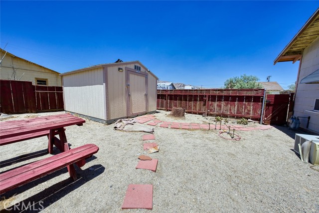Detail Gallery Image 8 of 47 For 13319 Wildrose St, Trona,  CA 93562 - 2 Beds | 1 Baths