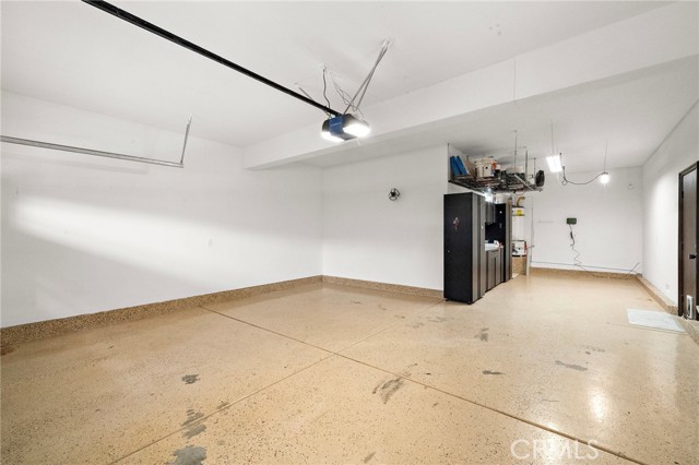 2 Dos Rios, Irvine CA: https://media.crmls.org/medias/094d0538-99f0-40fb-b57e-5bbb4769df04.jpg